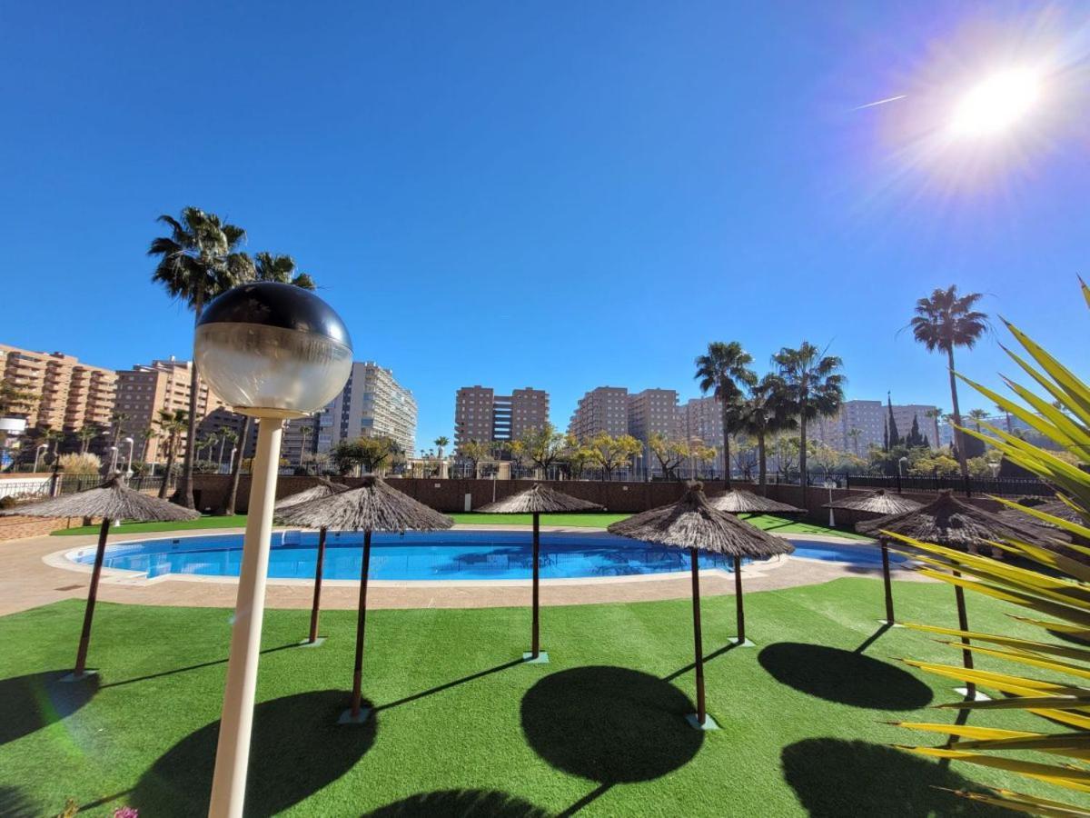 Schöne Ferienwohnung ca. 350m vom Strand entfernt Oropesa del Mar Exterior foto