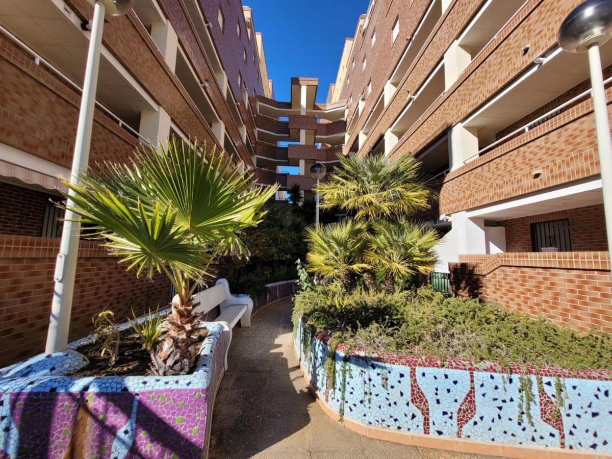 Schöne Ferienwohnung ca. 350m vom Strand entfernt Oropesa del Mar Exterior foto